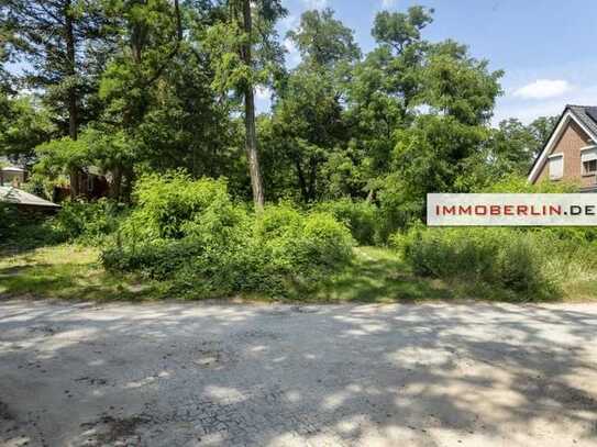 IMMOBERLIN.DE - Faszinierendes Baugrundstück in naturverbundener Lage beim Ortskern