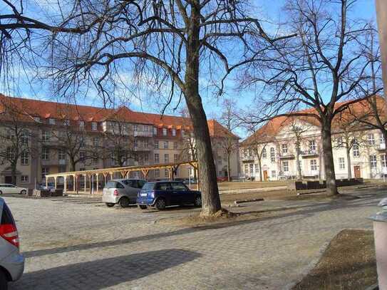 Schöne, geräumige vier Zimmer Wohnung in Berlin, Spandau (Spandau)