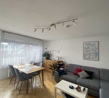 Nachmieter/in für eine 2-Zimmer-Wohnung in Praunheim/Frankfurt am Main