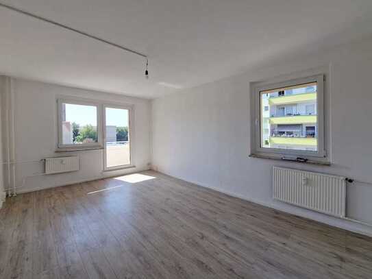 *Schicke 2-Zimmer-Wohnung mit Balkon und Aufzug in Zerbst/Anhalt*