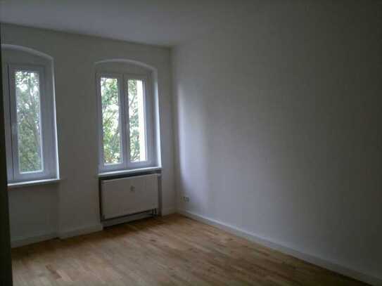 Gr0sse helle 3 Zimmer Wohnung in der Köpenicker 24, Alt Glienicke ab März 25