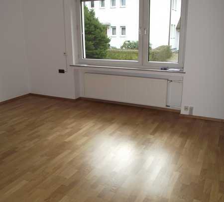 Bi-Schildesche | 4,5 ZKB im EG (mit Balkon und Garten)