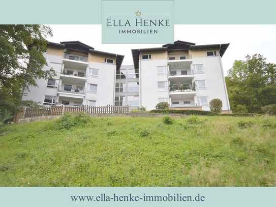 Mit Blick über Harzburg! Schöne, moderne Dachgeschoss-Wohnung mit Balkon + Traumaussicht.