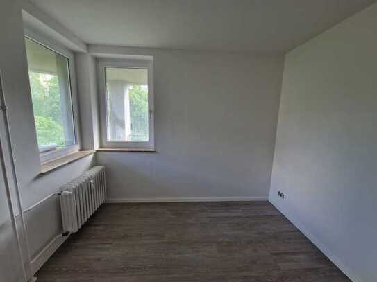 Schöne gepflegtes 2-Zimmer Wohnung mit Balkon dicht *Gleisdreieckpark*