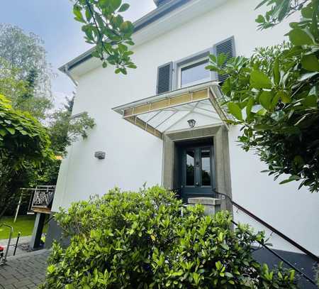 Top saniertes Einfamilienhaus mit großem Garten