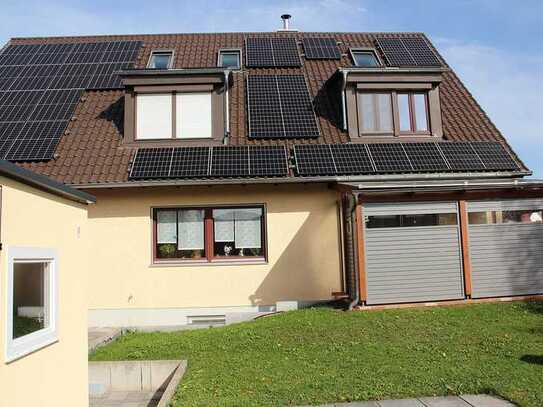 Gepflegtes Niedrig-Energie-Haus ZFH in Nördlingen mit vielen EXTRAS - PREIS VB