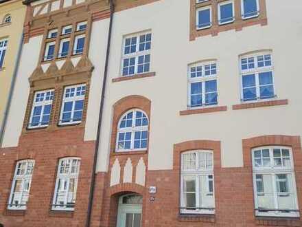 Wohnung im 1.Obergeschoss mit Balkon in zentraler Lage sucht neue Mieter