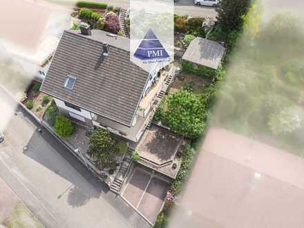 Einzigartiges Zweifamilienhaus in ruhiger Lage mit Sicht auf das Schloss Eberstein