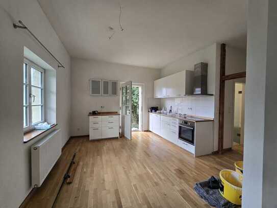 3-Zimmer Erdgeschosswohnung 75m2 in Heidelberg-Handschuhsheim in guter Lage mit Blick auf die Rheine