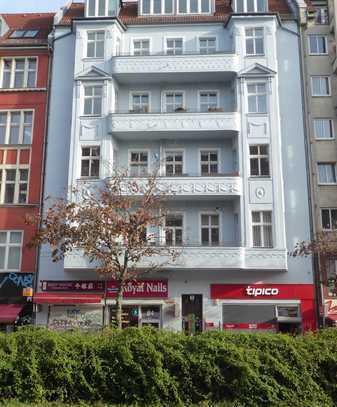 Büroetage Kreuzkölln modernisierter Stilaltbau