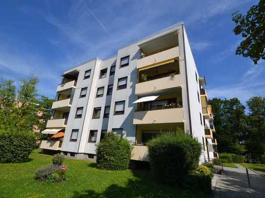 Blumenau - ruhige und helle Wohnung mit Balkon