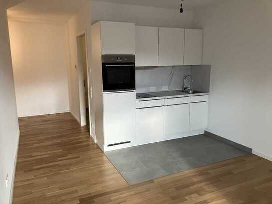 Erstbezug 1-Zimmer-Neubau-Wohnung in Frankfurt am Main