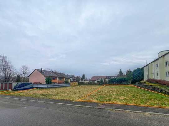 Baugrundstück mit separatem Stellplatz in ruhiger Wohnlage