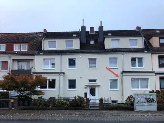 Modernisierte 2-Zimmer-Erdgeschosswohnung mit Balkon und EBK in Bremen Gartenstadt-Süd