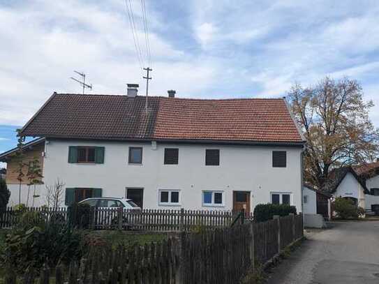 Attraktives 4-Zimmer-Farmhaus mit EBK in Reichling