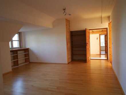 Ruhig gelegene 4-Zi-DG -Wohnung