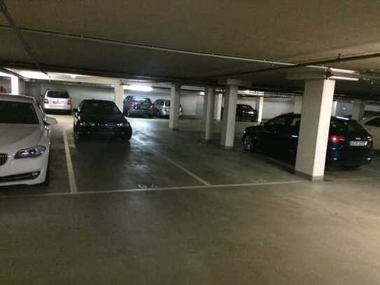 Top Tiefgaragenstellplatz - kein Doppelparker!