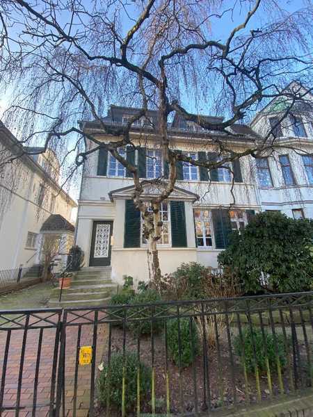 Hochwertige Vier-Zimmer-Maisonette-Wohnung in Altbremer Haus nahe Bürgerpark