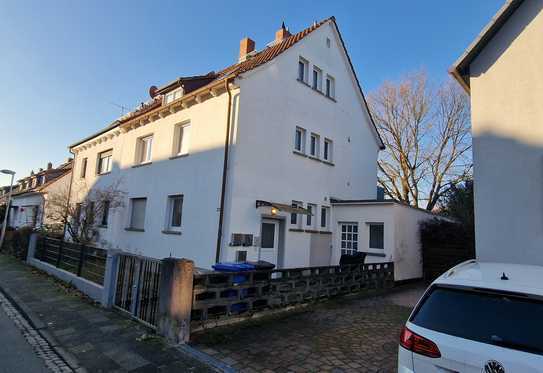 Lukratives Mehrfamilienhaus in Toplage mit großem Garten und Gewerbeoption