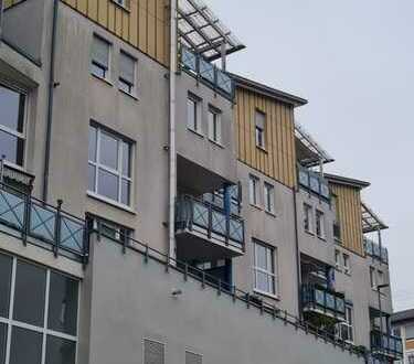 Helle 2-Zimmer-Wohnung mit Balkon und EBK in Mosbach