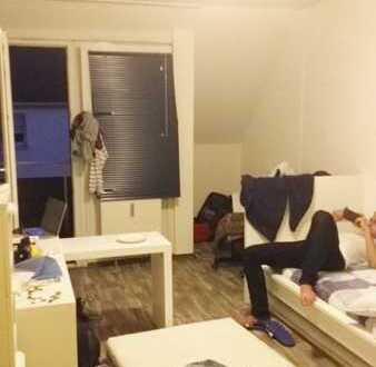 1 Zimmer voll möbliertes Appartement, 30 qm in Toplage in Kaiserslautern zu vermieten.