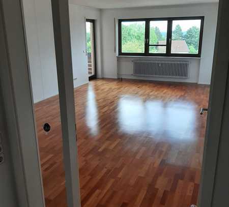 Ulm-Böfingen, 3 Zi-Kü-Bad-Wo., 81,2 qm, Parkett, Balkon, Münsterblick, 1 Parkplatz TG