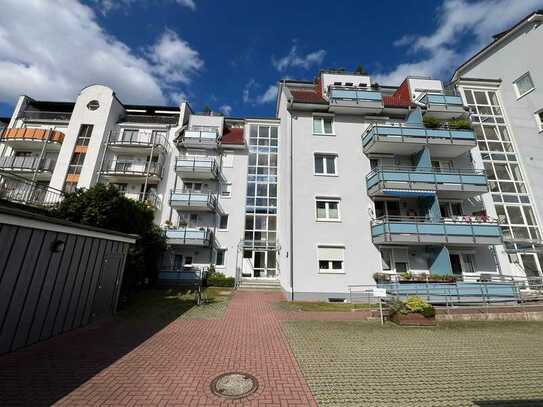 Bremen Neustadt: 3-Zimmer-Wohnung mit EBK und 2 Balkonen zum Werdersee