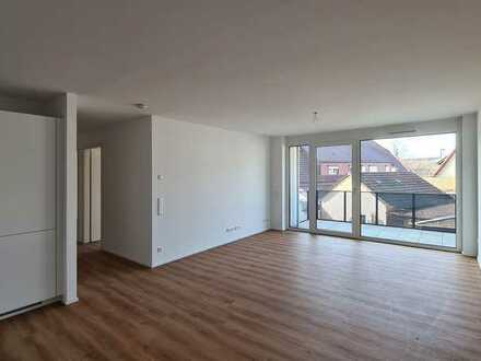 *** Wohnen im Neubau: Moderne 3 Zimmer-Wohnung mit Balkon! ***