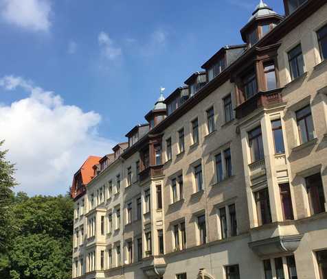 Wohnen am Rosenthal - großzügige 2 -Zimmer-Wohnung,Tgl Wannen-Dusch-Bad+ GWC