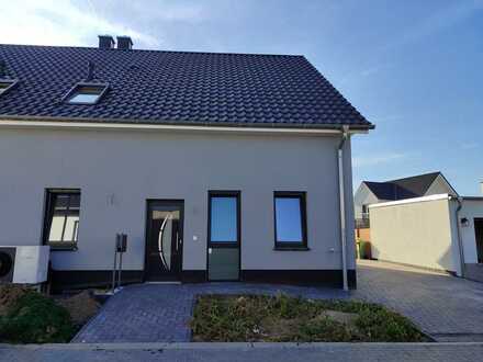 1500 € - 135 m² - 4.0 Zi.ohne Küche,ohne Bodenbeläge