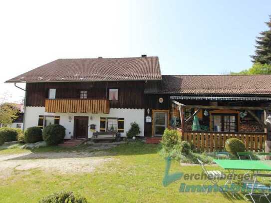 *** Tolles Wohnhaus mit vielseitig nutzbarer Gaststube in Höhenlage Nähe Langfurth/Schöllnach ***