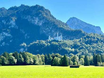 Grundstück in einmaliger Lage bei den Schlössern mit Bergblick zu verkaufen