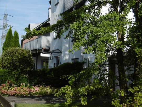 Ansprechende 3-Zimmer-Wohnung mit Balkon in Wuppertal Cronenberg / Sudberg