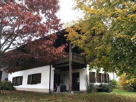 Stilvoll eingerichtete, helle 2 ZKB-Garten-Wohnung in Rinchnach!