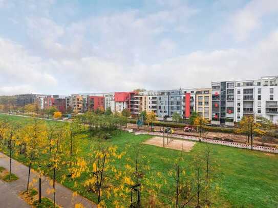 Provisionsfrei – Großzügige, hochwertig ausgestattete 3-Zimmer-Wohnung mit Südwest-Balkon zum Park