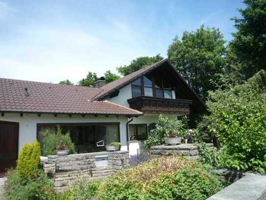 ***Traumhaus***3 Garagen***Park-Grundstück***