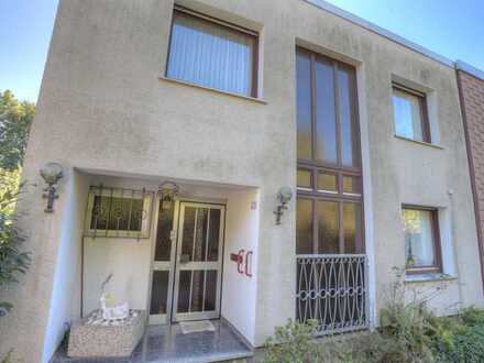 TOP-Lage Bochum-Linden: Gepflegtes Reihenendhaus mit Einliegerwohnung und kleinem Garten