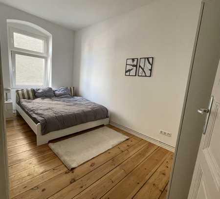 Tolle 2 Zimmer Altbau Wohnung - zur Untermiete - BITTE LESEN mit EBK in Moabit