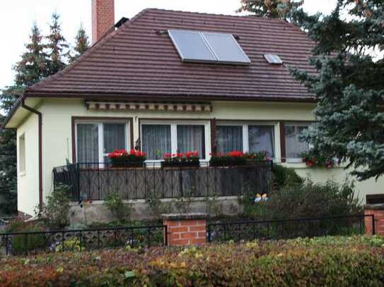 Preiswertes, saniertes 5-Raum-Einfamilienhaus in Naumburg (Saale) Bad Kösen