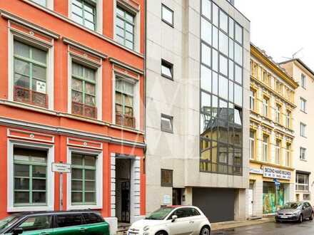 Aachen-Zentrum: Repräsentative Büroeinheit mit 2 Räumen und WC - im 3. OG in TOP-Lage mit Aufzug