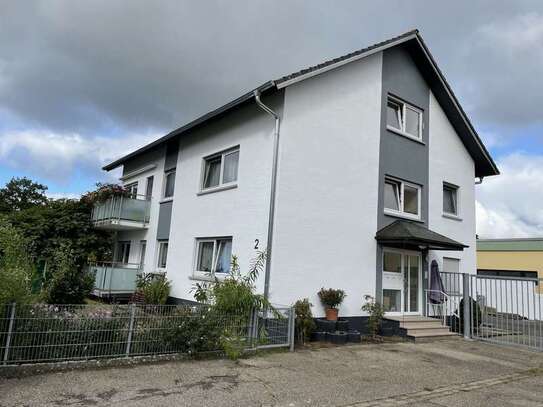 Stilvolle 4-Raum-Wohnung mit gehobener Innenausstattung mit Balkon und EBK in Hockenheim