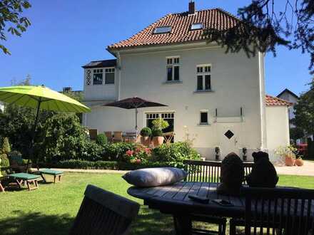 Exklusives, geräumiges und gepflegtes 6-Zimmer-Haus in Bad