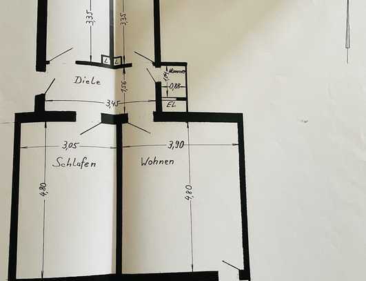 Stilvolle, gepflegte 2-Zimmer-Wohnung mit Balkon und EBK in Berlin Wilmersdorf