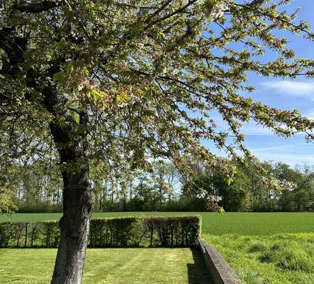 Charmantes Einfamilienhaus in idyllischer Lage mit großem Garten und Terrasse