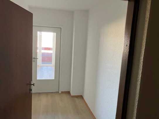 Hochwertig saniertes 1-Zimmer-Appartement mit Balkon & Stellplatz in Germersheim