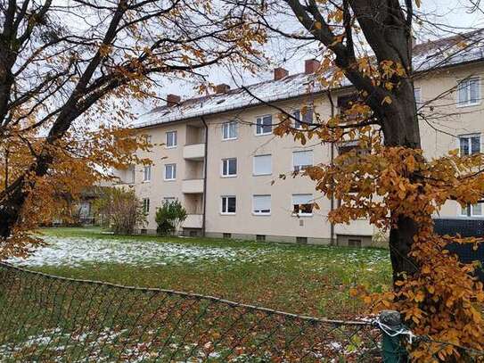 2-Zimmer-Wohnung mit Balkon zur Langzeitmiete nahe Frankfurter Ring, 80809 München