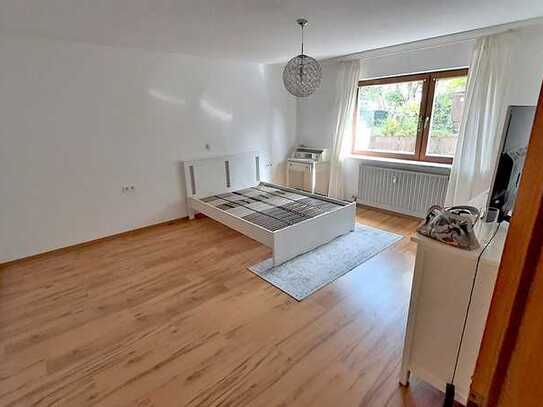 Helle Einliegerwohnung (2 Zimmer) in Kleinsachsenheim