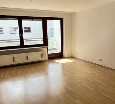 Helle 3-Zimmer-Wohnung in Hildesheimer Stadtmitte