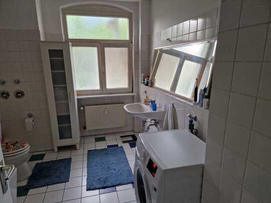 Altbau 2-Zimmer-Wohnung mit EBK in Nürnberg