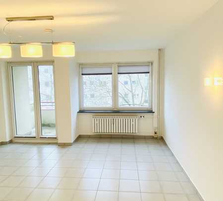 3-Zimmer Wohnung mit Einbauküche und Balkon